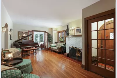 646 Forest Ave, Westfield, NJ 07090 - Photo 2