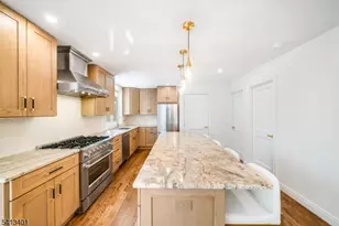 11 Walnut St, Little Falls Township, NJ 07424 - Photo 2