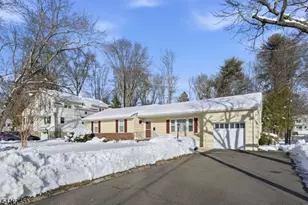 47 Clinton Ave, New Providence, NJ 07974 - Photo 34