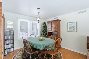 47 Clinton Ave, New Providence, NJ 07974 - Photo 8