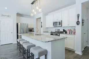 87 Sequoia Dr, Cedar Grove Twp., NJ 07009 - Photo 10