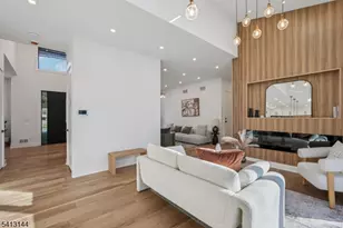 39 Billingsley Dr, Livingston, NJ 07039 - Photo 6