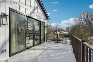 39 Billingsley Dr, Livingston, NJ 07039 - Photo 30