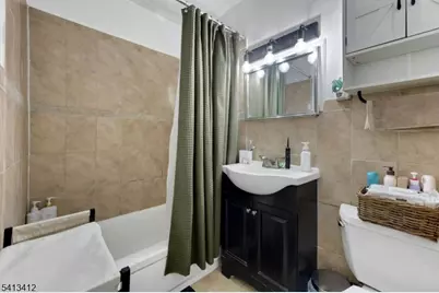 285 Aycrigg Ave 5C #5E, Passaic, NJ 07055 - Photo 8