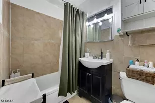 285 Aycrigg Ave 5C, Passaic, NJ 07055 - Photo 8