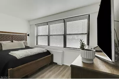 285 Aycrigg Ave 5C #5E, Passaic, NJ 07055 - Photo 10