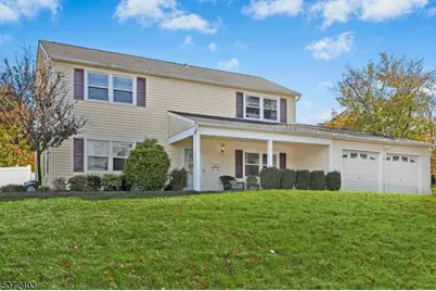 7 Concord Dr, Franklin Township, NJ 08873 - Photo 4