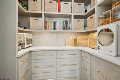 31 North Dr, Livingston, NJ 07039 - Photo 16