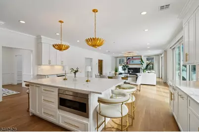 31 North Dr, Livingston, NJ 07039 - Photo 12