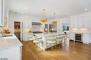 31 North Dr, Livingston, NJ 07039 - Photo 12