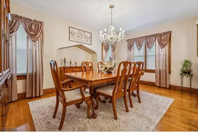 32 Fairview Pl, Belleville, NJ 07109 - Photo 6