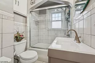 32 Fairview Pl, Belleville, NJ 07109 - Photo 10