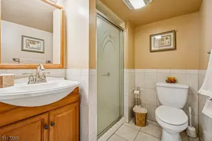 32 Fairview Pl, Belleville, NJ 07109 - Photo 14