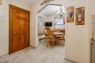 32 Fairview Pl, Belleville, NJ 07109 - Photo 8