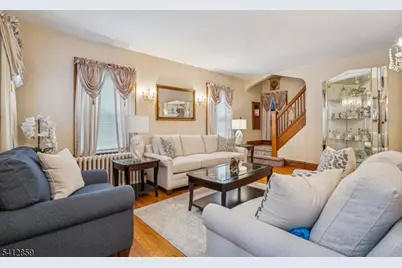 32 Fairview Pl, Belleville, NJ 07109 - Photo 2