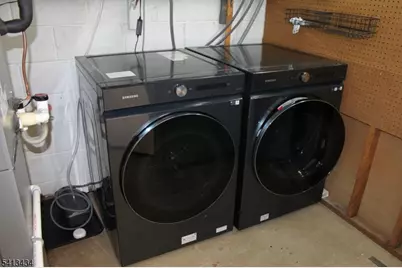 83 Pheasant Run, Edison, NJ 08820 - Photo 20