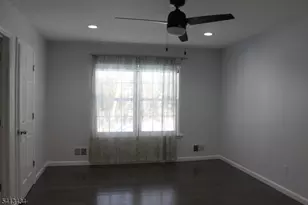 83 Pheasant Run, Edison, NJ 08820 - Photo 12