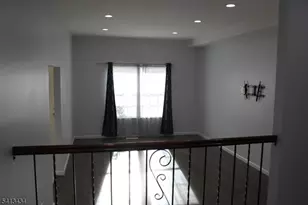 83 Pheasant Run, Edison, NJ 08820 - Photo 6