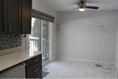 83 Pheasant Run, Edison, NJ 08820 - Photo 10