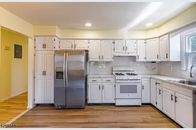 16 Harris St #1, Haledon, NJ 07508 - Photo 4