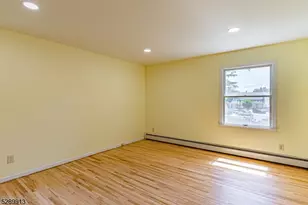 16 Harris St, Haledon, NJ 07508 - Photo 10