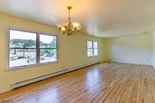 16 Harris St, Haledon, NJ 07508 - Photo 6