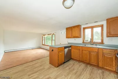 14 Sioux Trl, Wantage, NJ 07461 - Photo 8