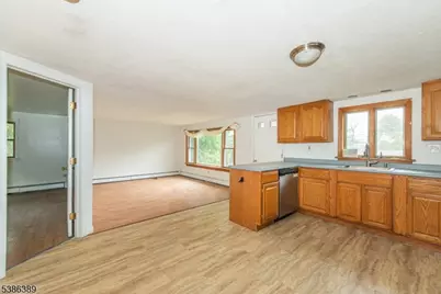 14 Sioux Trl, Wantage, NJ 07461 - Photo 6