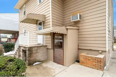 712 Meyer Ave, Lyndhurst Township, NJ 07071 - Photo 28