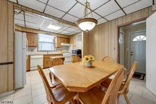 712 Meyer Ave, Lyndhurst Township, NJ 07071 - Photo 8