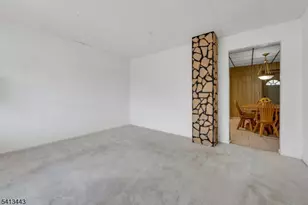 712 Meyer Ave, Lyndhurst Township, NJ 07071 - Photo 4