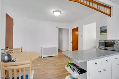 712 Meyer Ave, Lyndhurst Township, NJ 07071 - Photo 18