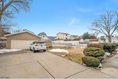 712 Meyer Ave, Lyndhurst Township, NJ 07071 - Photo 32