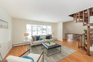 27 Balston Dr, Verona, NJ 07044 - Photo 4