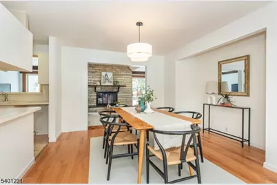 27 Balston Dr, Verona, NJ 07044 - Photo 6