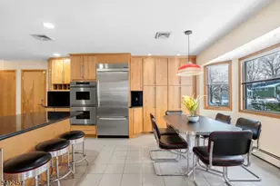 301 Denman Rd, Cranford Township, NJ 07016 - Photo 18