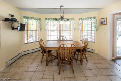 10 Hawthorn Dr, Roxbury Township, NJ 07876 - Photo 14