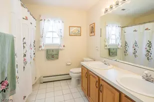 10 Hawthorn Dr, Roxbury Township, NJ 07876 - Photo 28