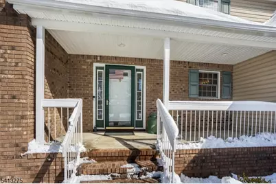 10 Hawthorn Dr, Roxbury Township, NJ 07876 - Photo 2