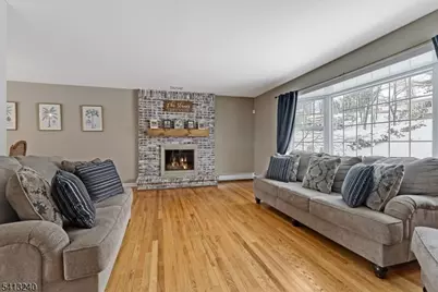 18 Stony Hill Ct, Butler, NJ 07405 - Photo 4