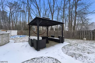 587 Marlboro Rd, Old Bridge Township, NJ 08857 - Photo 38