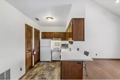 2 Squaw Valley Ct #6, Vernon Twp., NJ 07462 - Photo 6