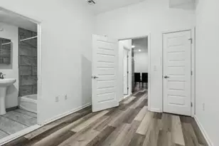 430 Ocean Ave, Jersey City, NJ 07305 - Photo 10