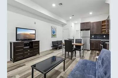 430 Ocean Ave #1L, Jersey City, NJ 07305 - Photo 1