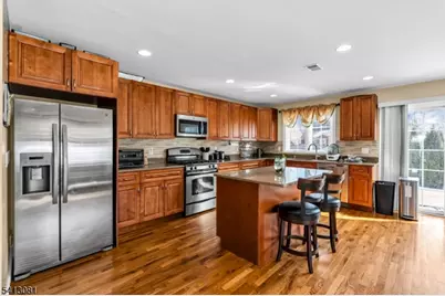 226 Pennsylvania Railroad A, Linden, NJ 07036 - Photo 18