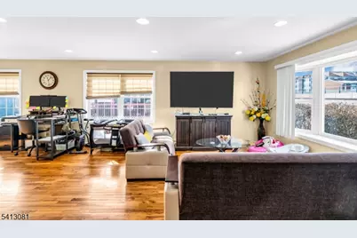 226 Pennsylvania Railroad A, Linden, NJ 07036 - Photo 4