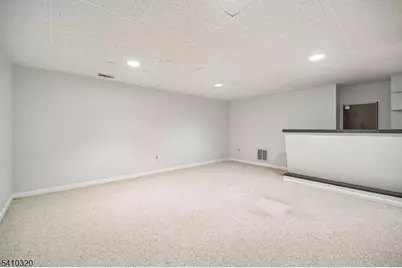 137 High Oaks Dr, Warren Township, NJ 07059 - Photo 46