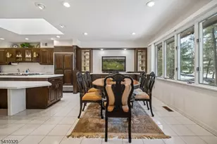 137 High Oaks Dr, Warren Township, NJ 07059 - Photo 18