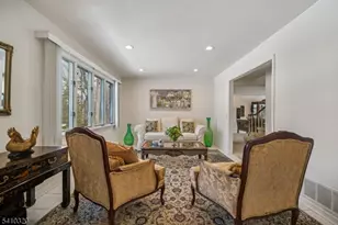 137 High Oaks Dr, Warren Township, NJ 07059 - Photo 22