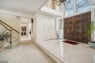 137 High Oaks Dr, Warren Township, NJ 07059 - Photo 4